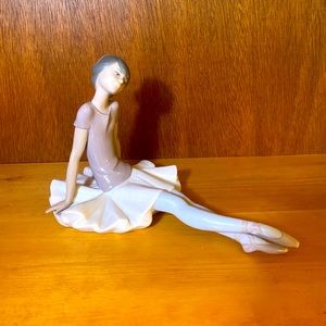 Lladro #1356 Dreamer Ballerina “Phyllis”.